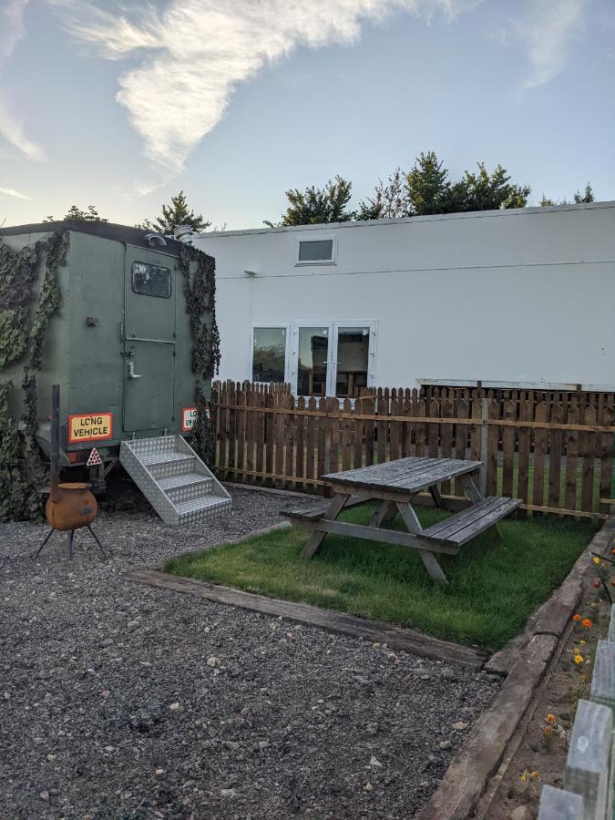 Military Shepherd Hut * Haxey